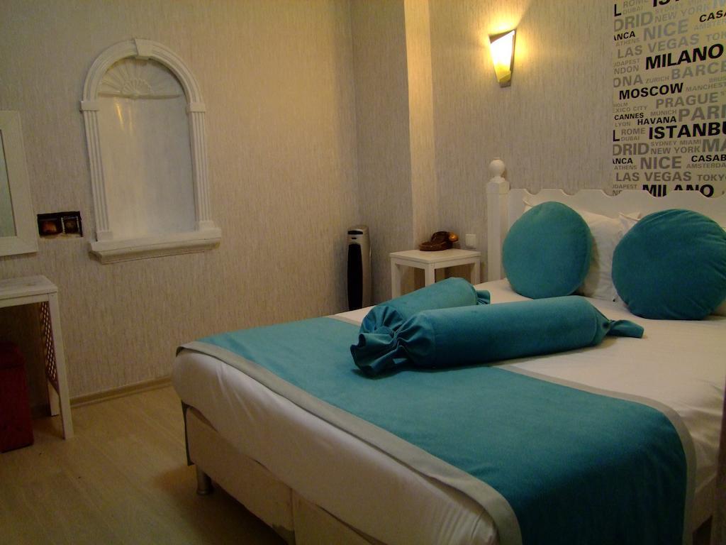 Hotel Ishakpasa Konagi اسطنبول الغرفة الصورة