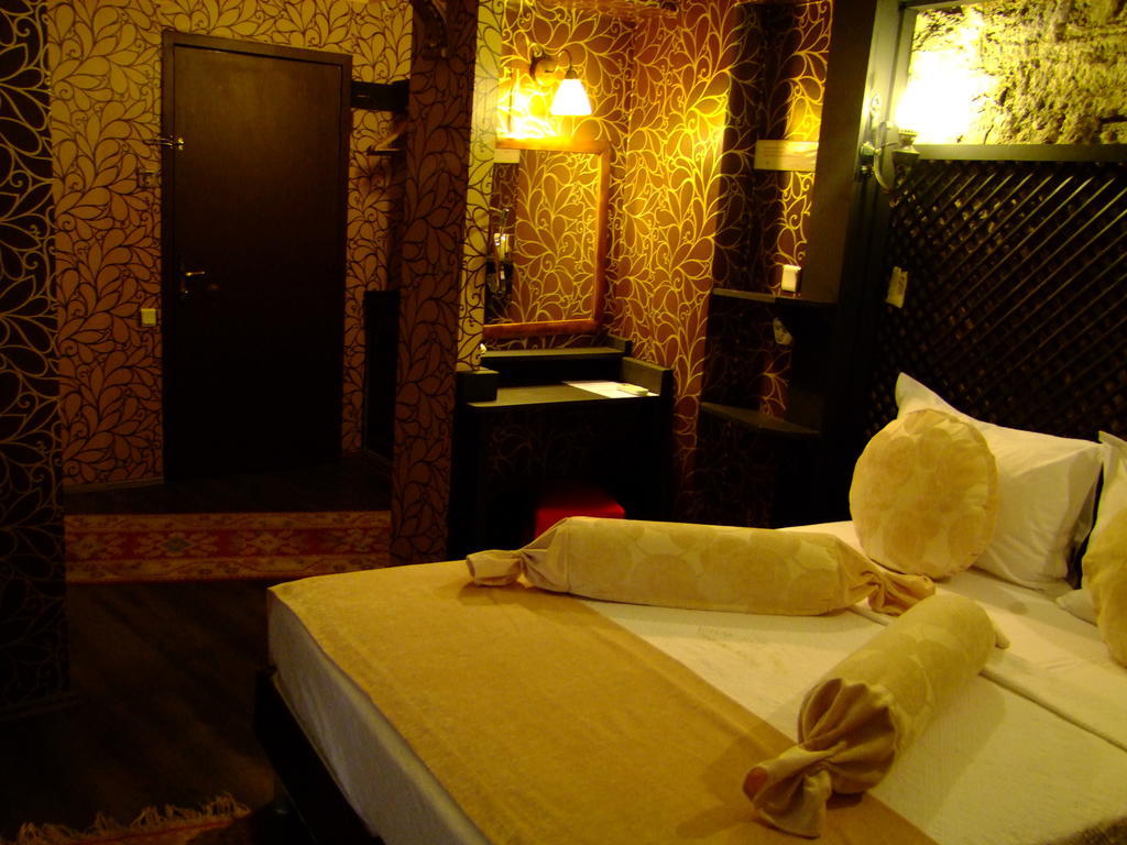 Hotel Ishakpasa Konagi اسطنبول الغرفة الصورة