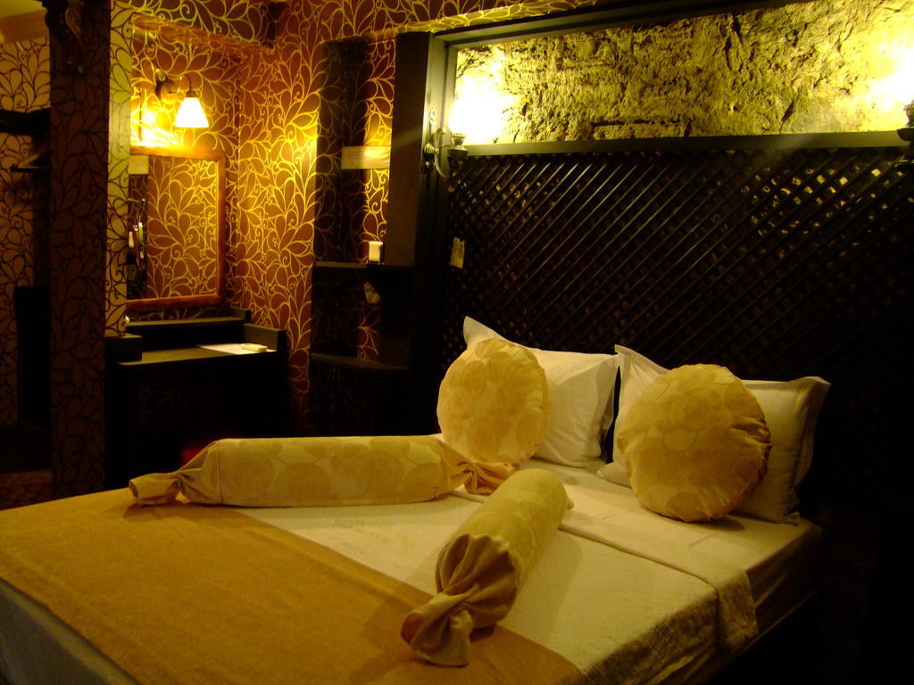 Hotel Ishakpasa Konagi اسطنبول الغرفة الصورة